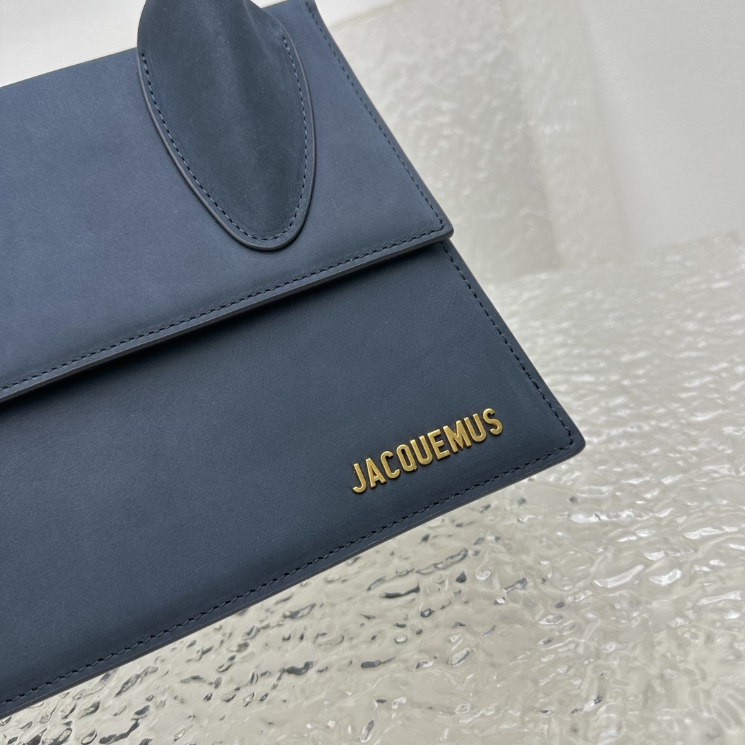 JACQUEMUS Le Chiquito Moyen Leather Bag in Dark Jacquemus 01179