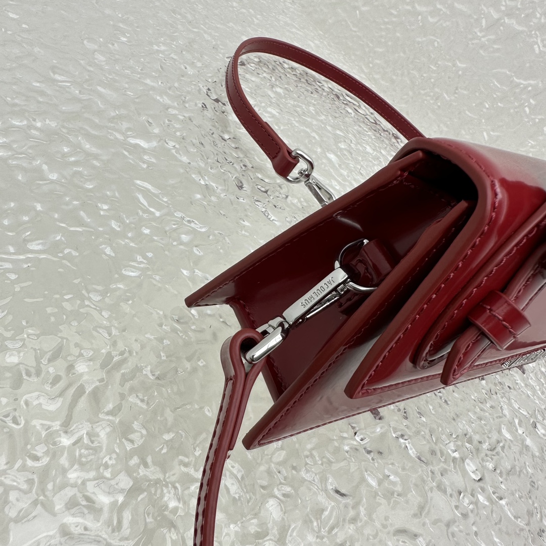Jacquemus Le Chiquito Long Boucle Bag in Red |