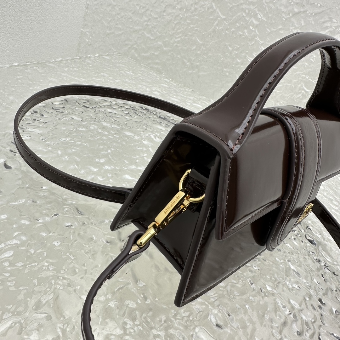 Jacquemus Pre-Owned 2020-2025 Mini Calfskin Le Bambino Satchel | Black/gold
