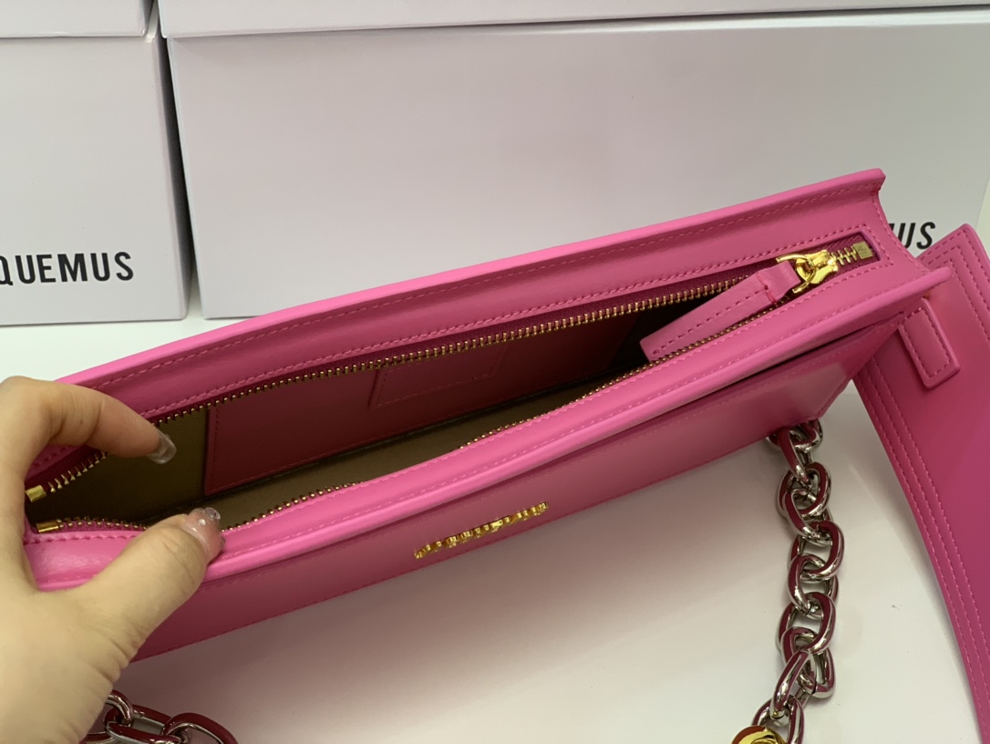 Jacquemus Leather Shoulder Bag - Pink Shoulder Bags, Handbags - WJQ57028