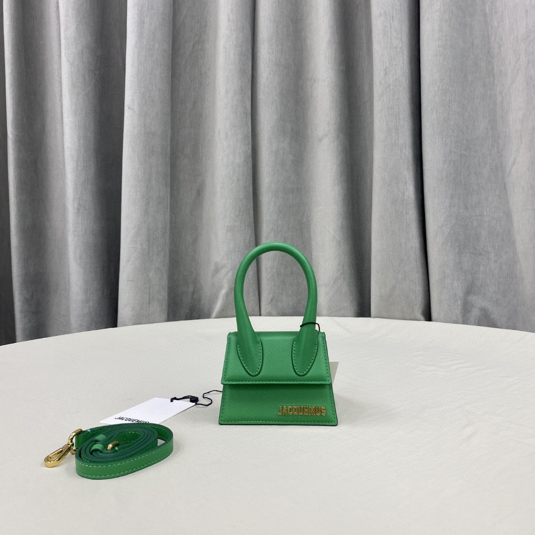 BAG  Jacquemus Le grand Chiquito ‘Green’ 213BA003-3037-550  Jacquemus 01649