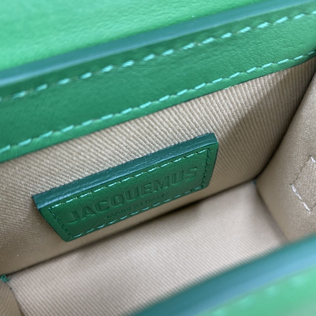 BAG  Jacquemus Le grand Chiquito 'Green' 213BA003-3037-550  Jacquemus 01649