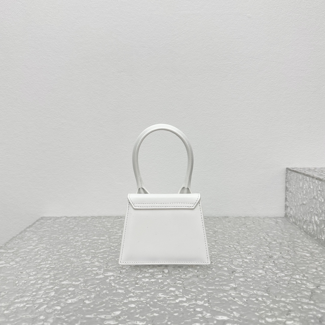 bAG Jacquemus Le Chiquito 213BA001- 3000-100 White