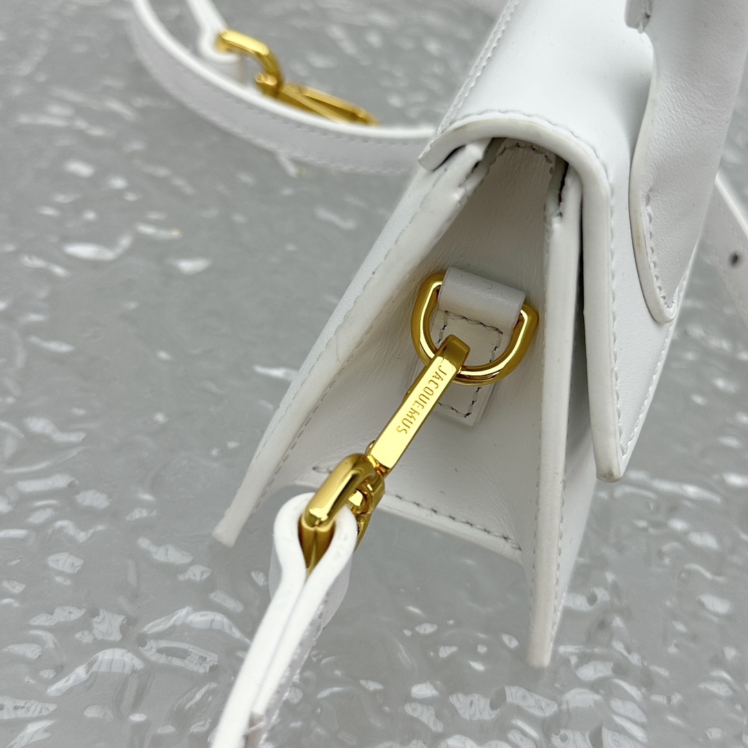 bAG Jacquemus Le Chiquito 213BA001- 3000-100 White