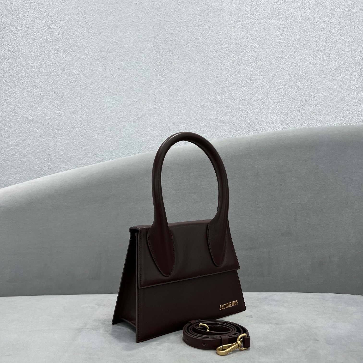 Jacquemus Le Grand Chiquito Midnight Brown in Cow Leather
