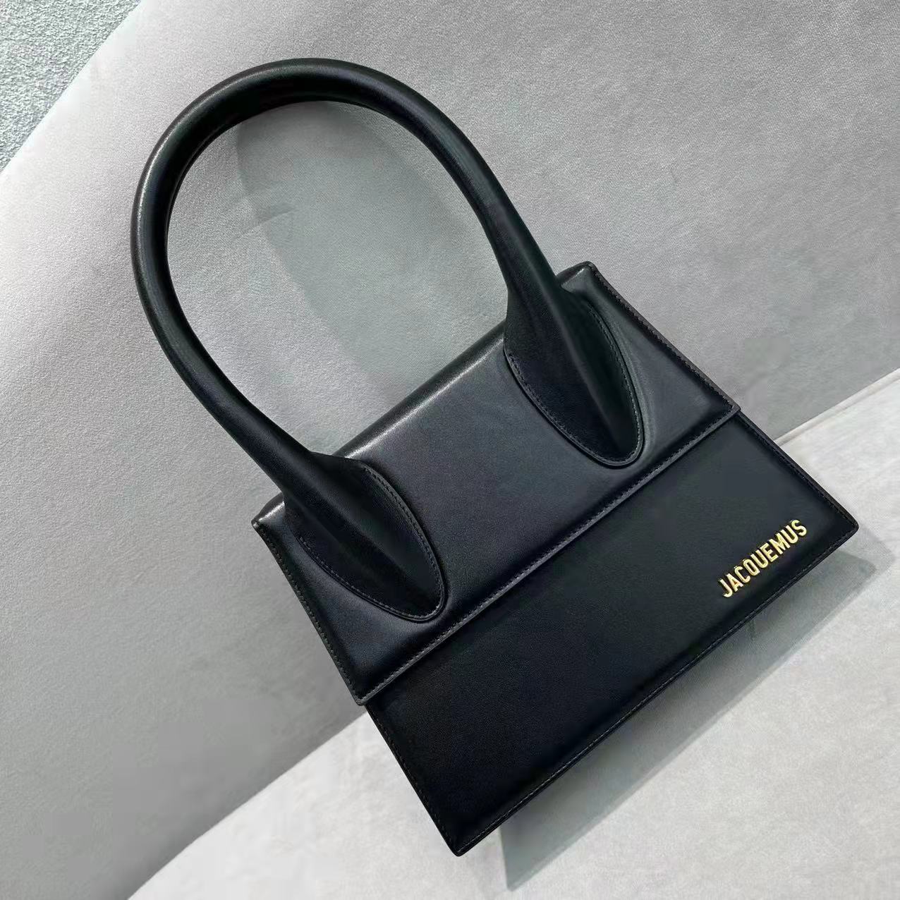 Chiquito leather handbag Jacquemus Black in Leather