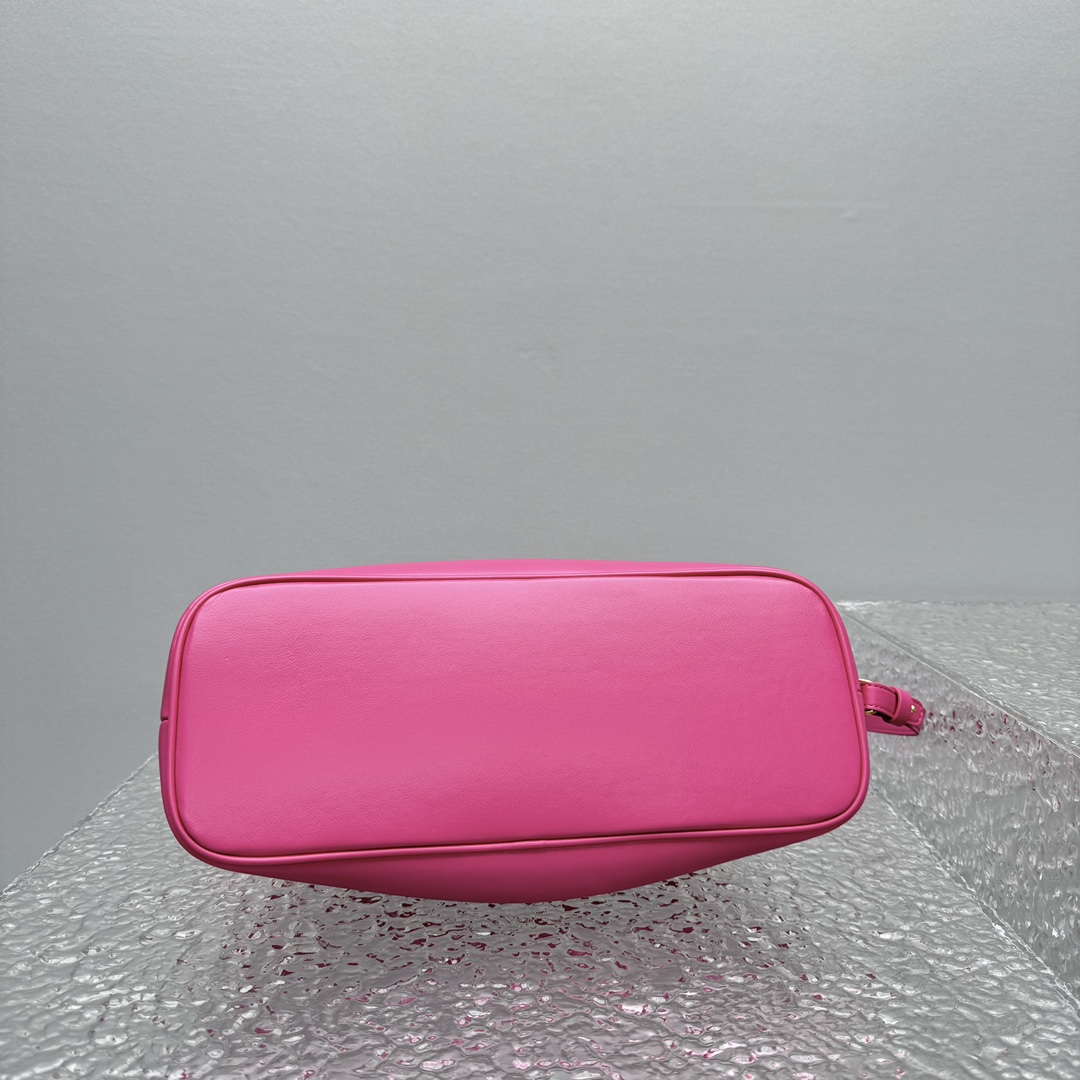 JACQUEMUS Calfskin Le Petit Calino Ring Top Handle Bag Pink 1518419 Jacquemus 01889