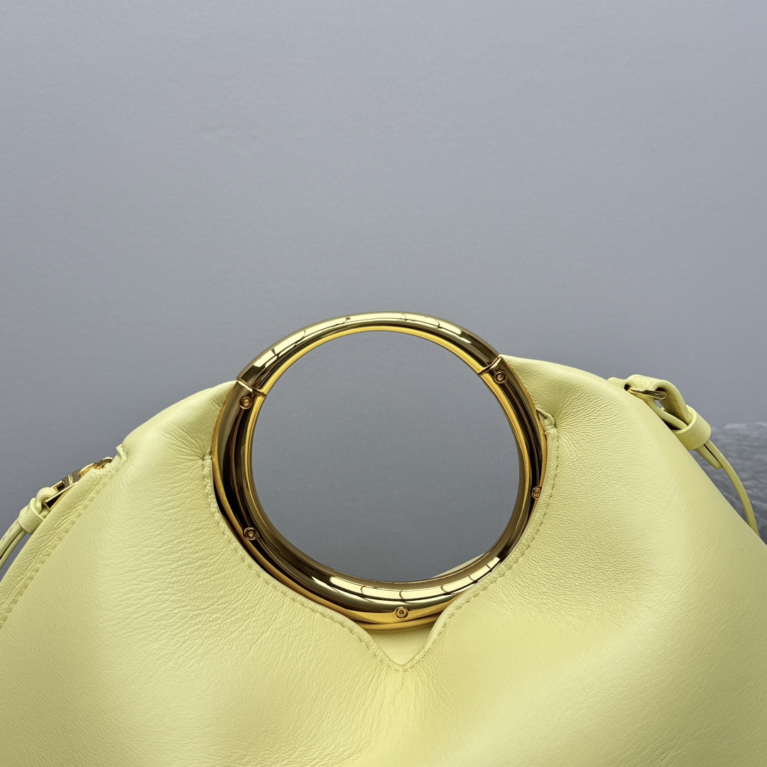 JACQUEMUS Calfskin Le Calino Ring Top Handle Bag Pale Yellow