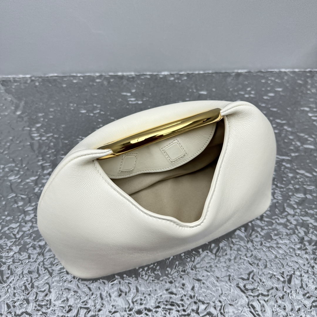 Jacquemus Le Petit Calino Leather Clutch in Natural