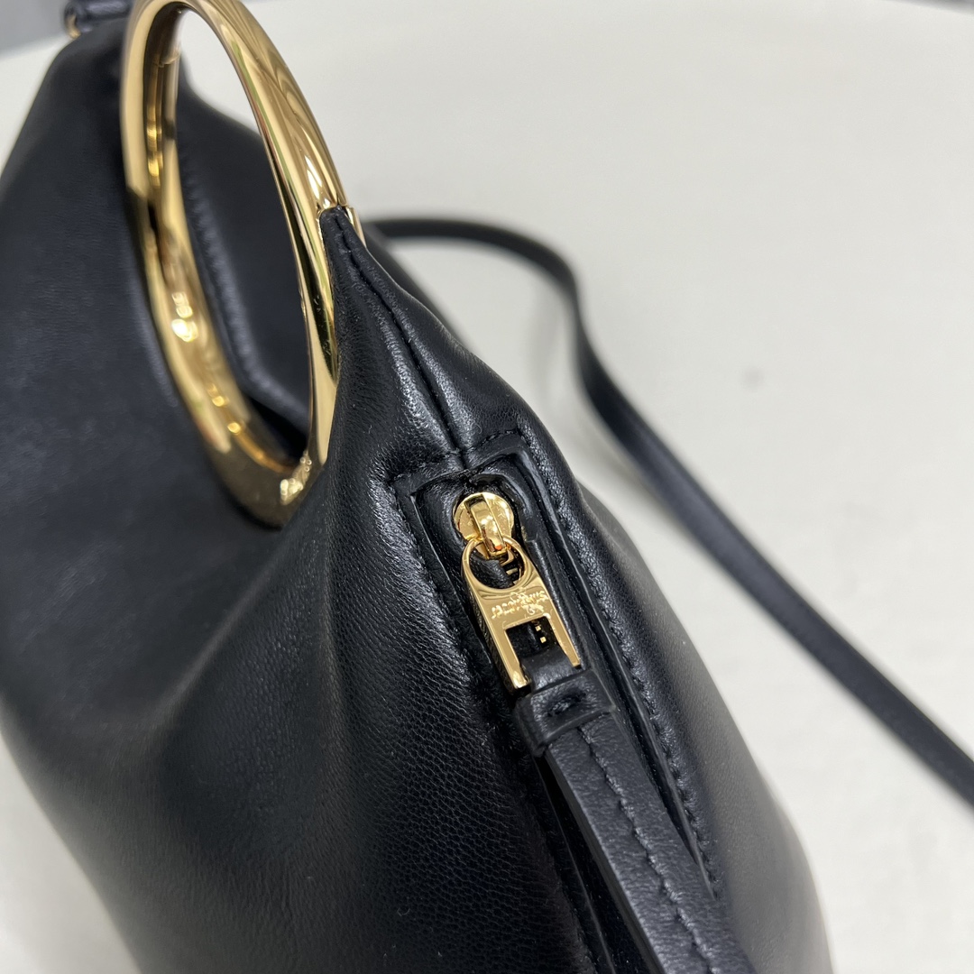 Jacquemus Le Porte Calino Leather Top Handle Bag in black