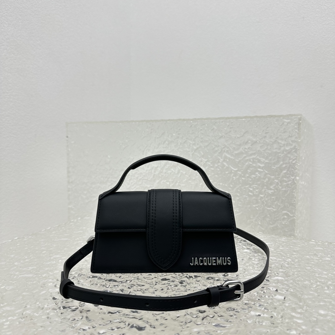 JACQUEMUS Le Grand Bambino bag in black leather