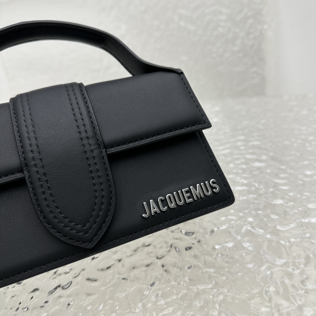 JACQUEMUS Le Grand Bambino bag in black leather