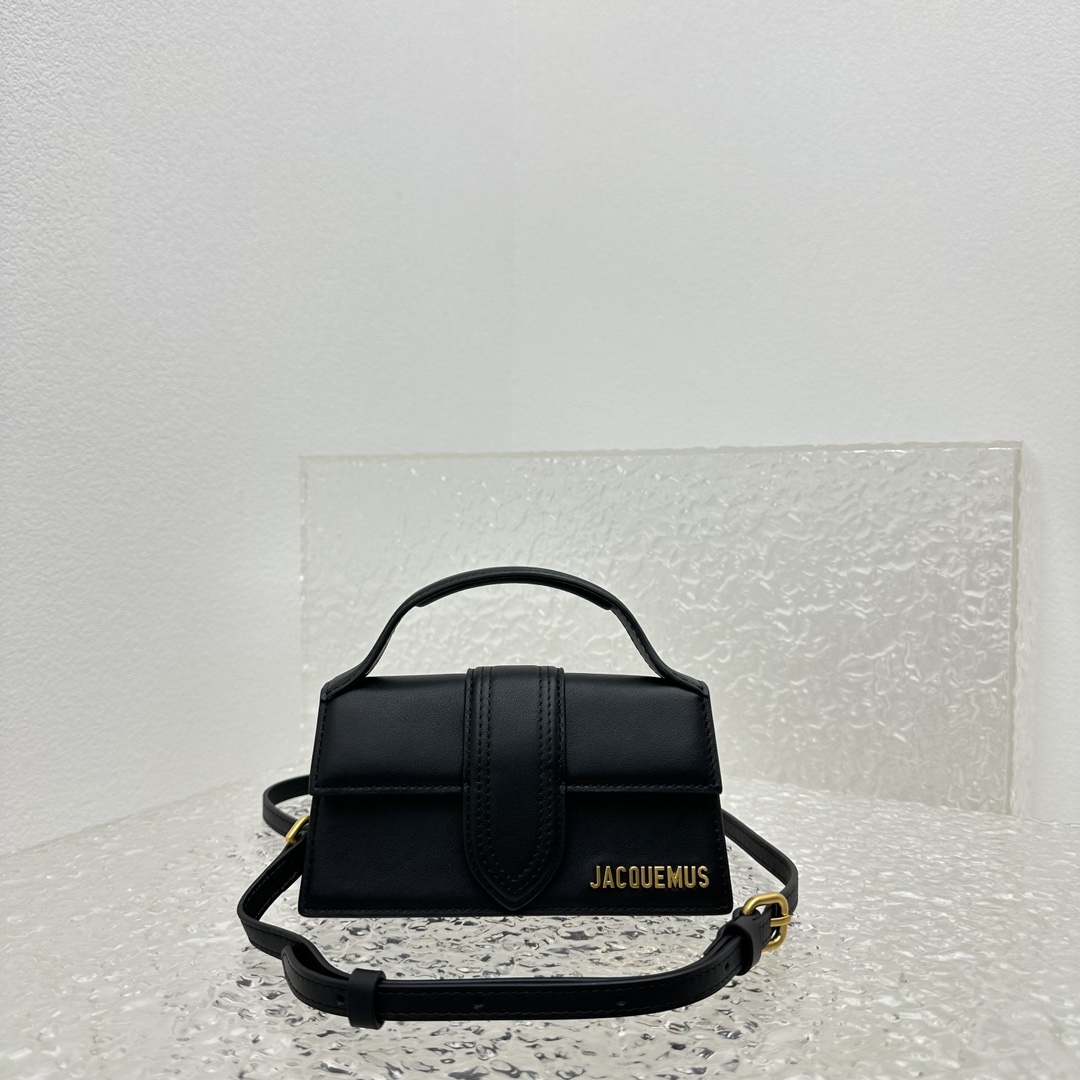 JACQUEMUS Smooth Calfskin Le Bambino Black 1679157