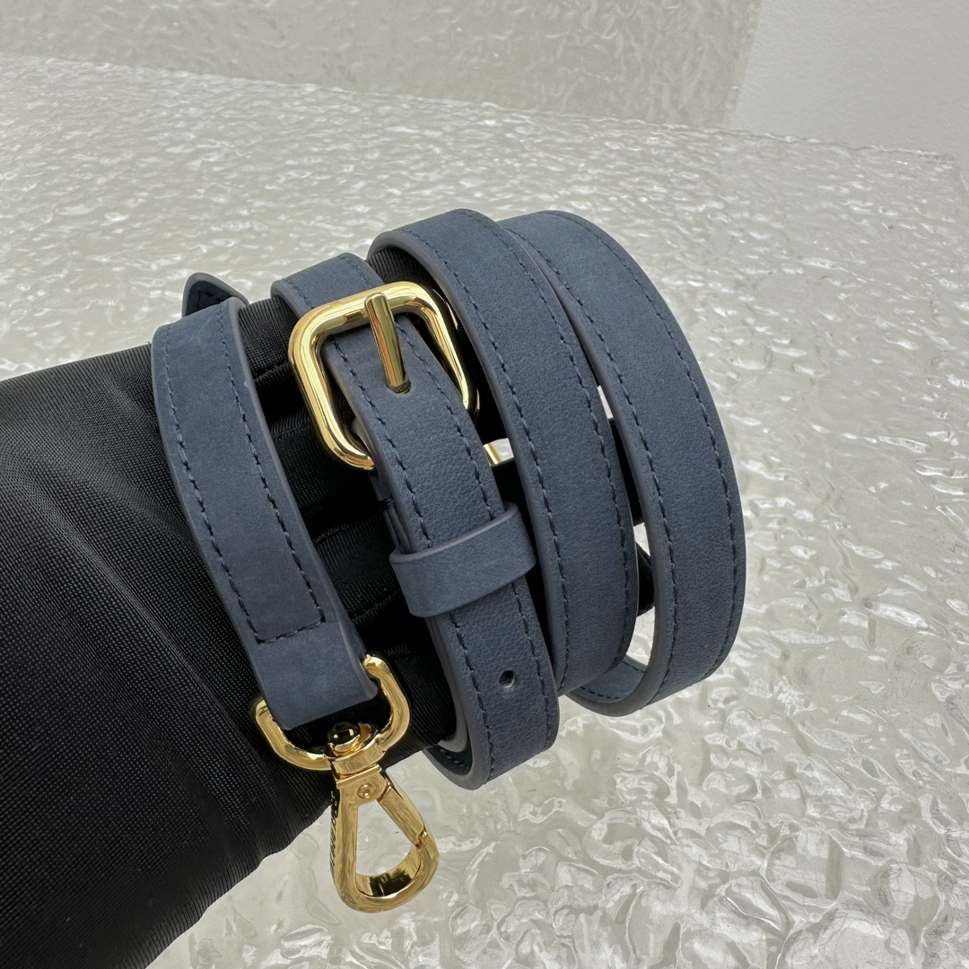 Jacquemus Suede Top Handle Bag - Blue Handle Bags,