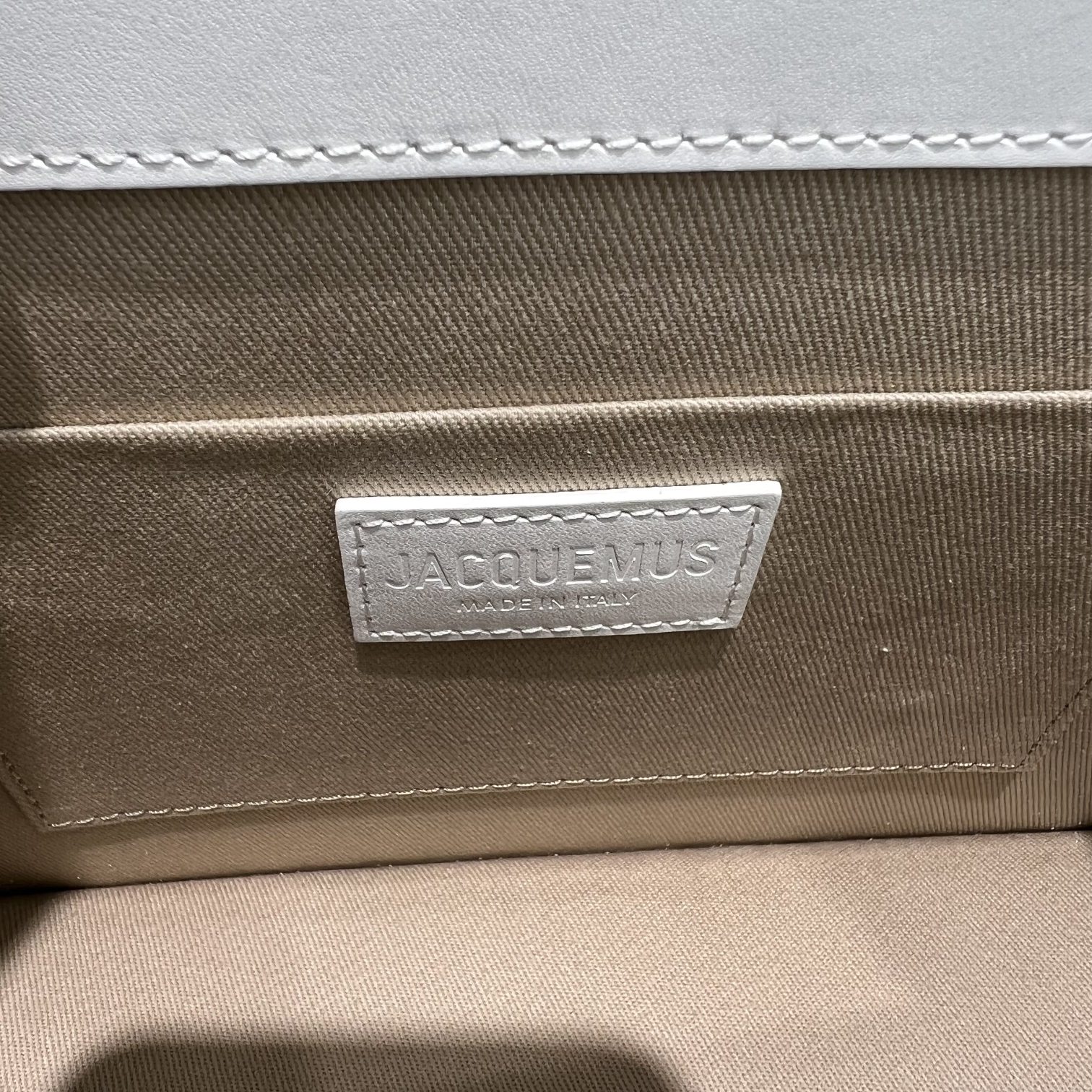 bag Jacquemus Le Chiquito Moyen 213BA005-3000- ...