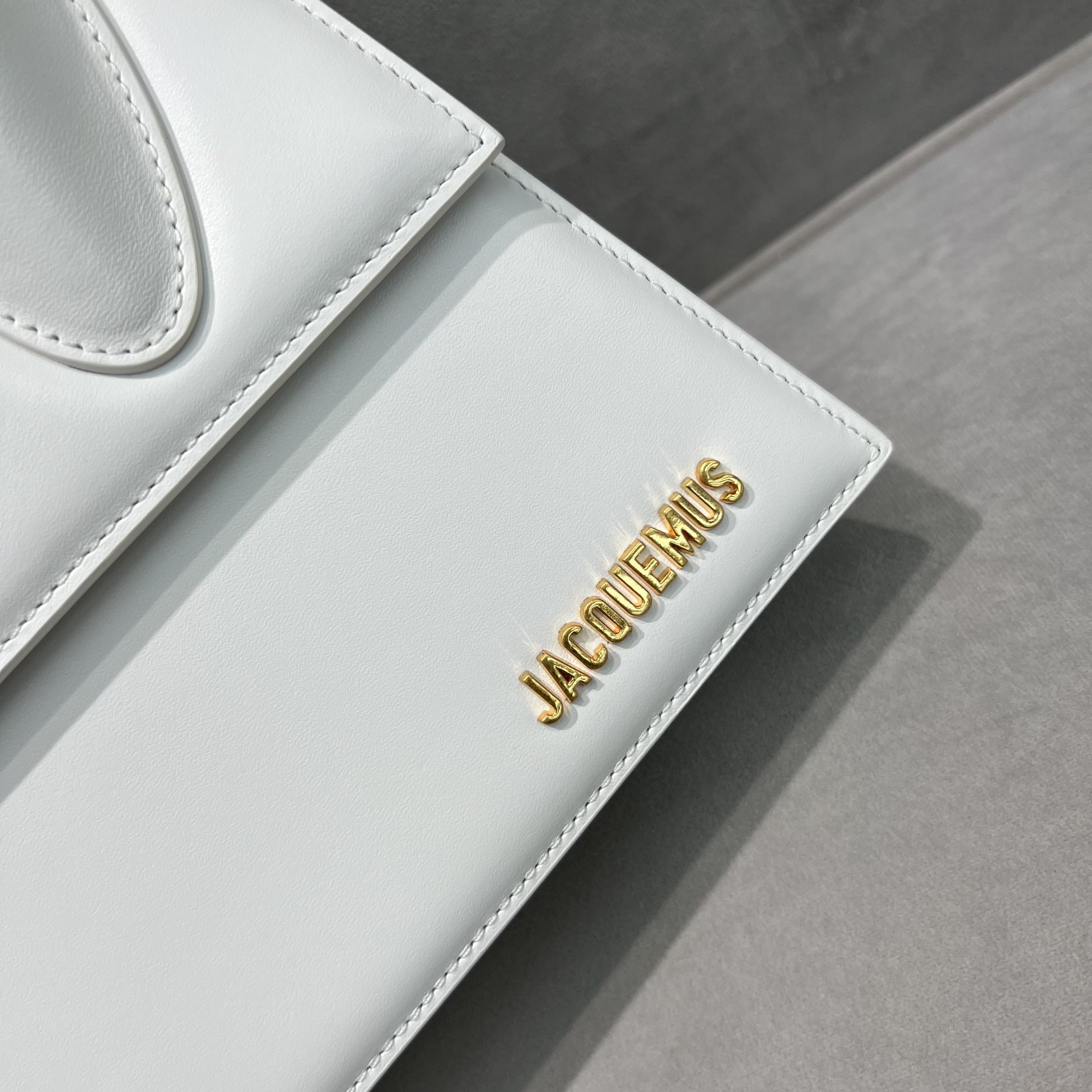 bag Jacquemus Le Chiquito Moyen 213BA005-3000- ...