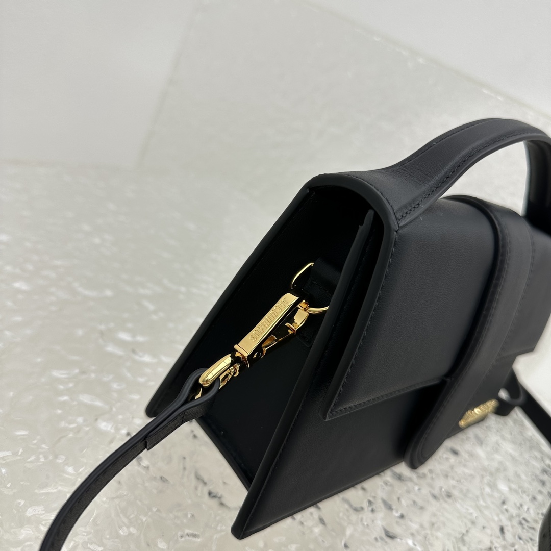 Jacquemus Le Chiquito Long WalletonChain Women Black Jacquemus 02309