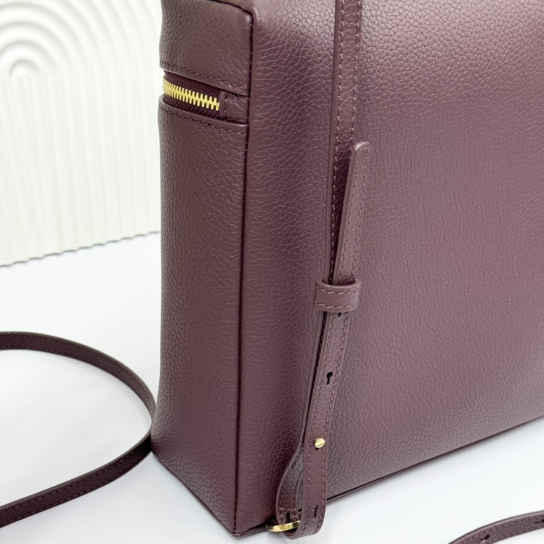 Buy Loro Piana redExtra Pocket L23.5 Backpack in Calfskin Leather for Women