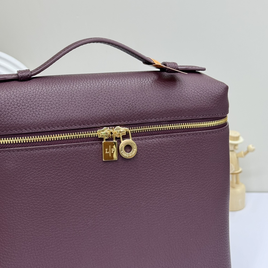 Buy Loro Piana redExtra Pocket L23.5 Backpack in Calfskin Leather for Women