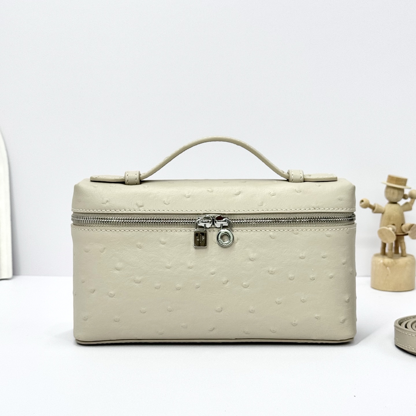 Loro Piana – L19 Extra Pocket Tan Ostrich Leather Crossbodyy