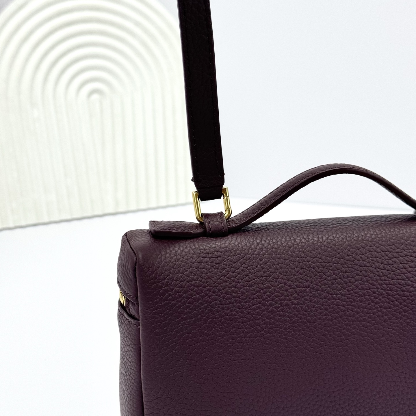 Extra pocket leather handbag Loro Piana Burgundy in Leather