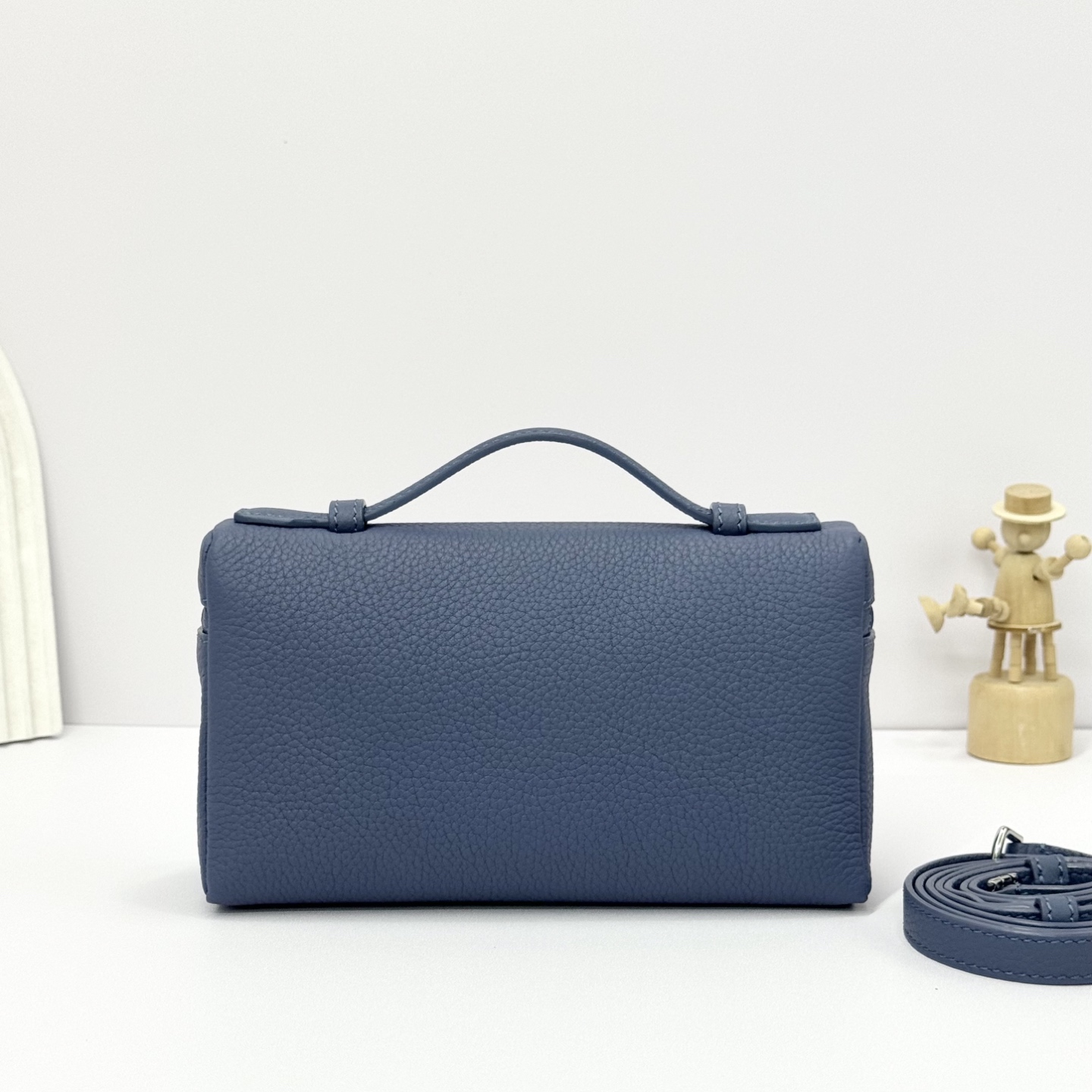 Loro Piana Extra Pocket LP19 L19 Blue SHW with receipt 2024, booklet,