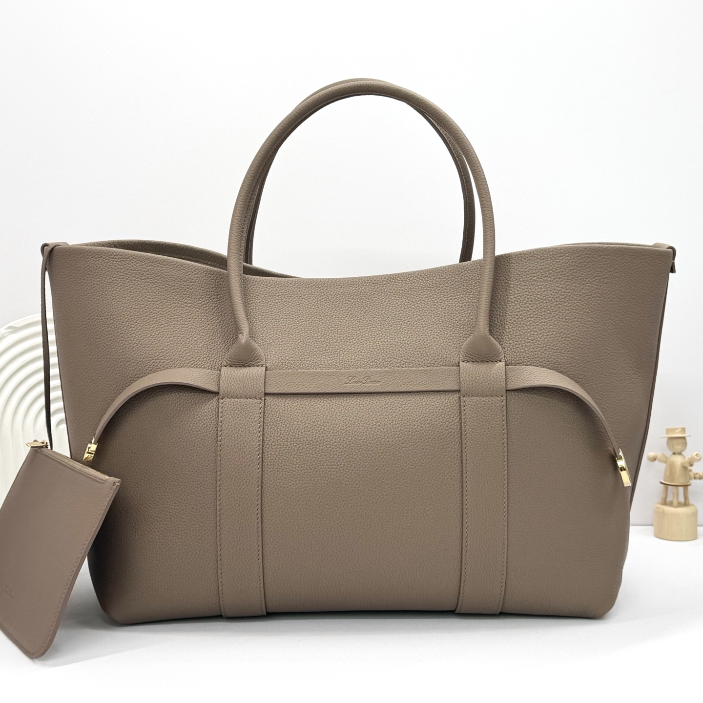 Loro Piana Ghiera leather-buckle Shopper Bag | Brown