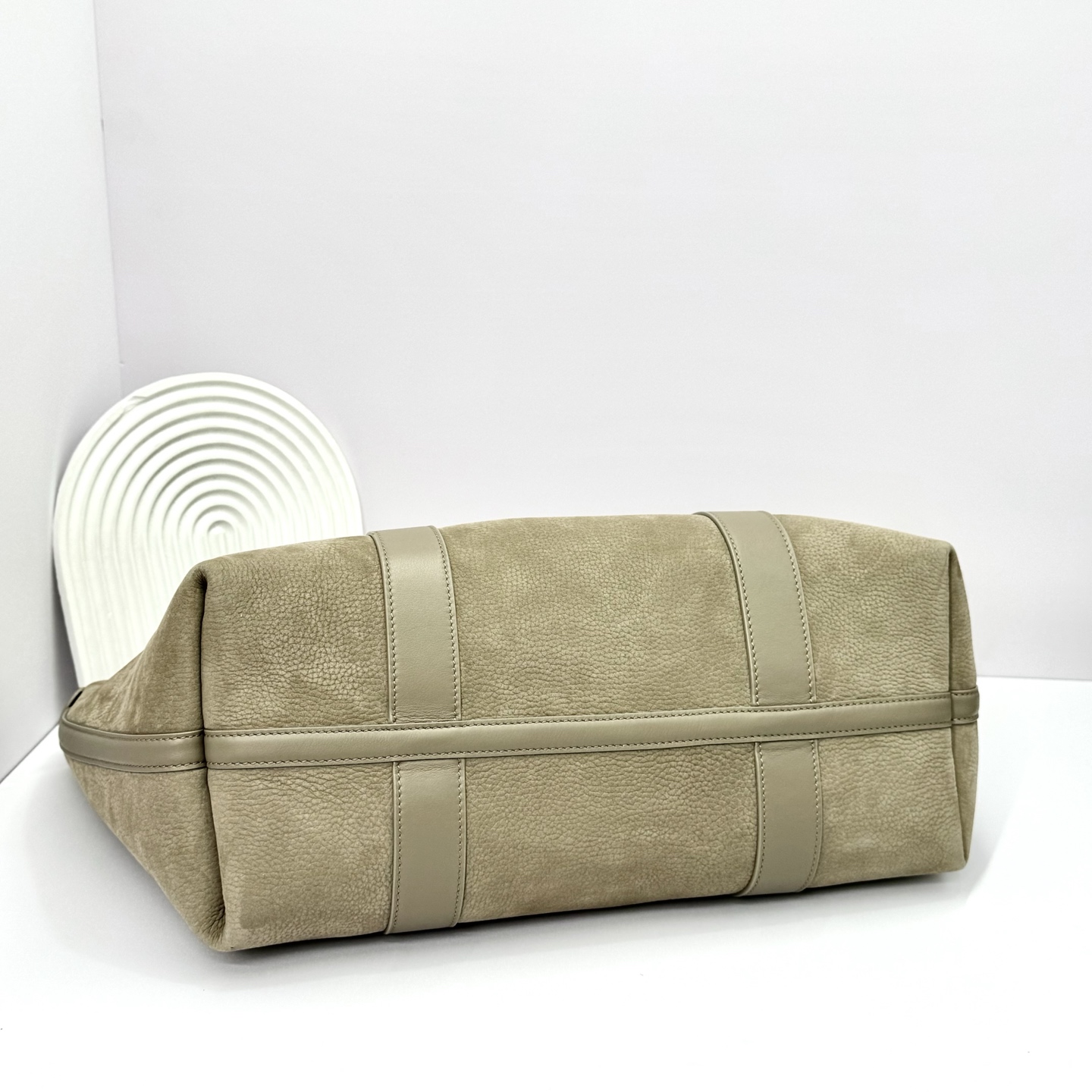 Loro Piana Ghiera Shopper Large Calfskin Fume green/Sun Gold | Loro Piana CC