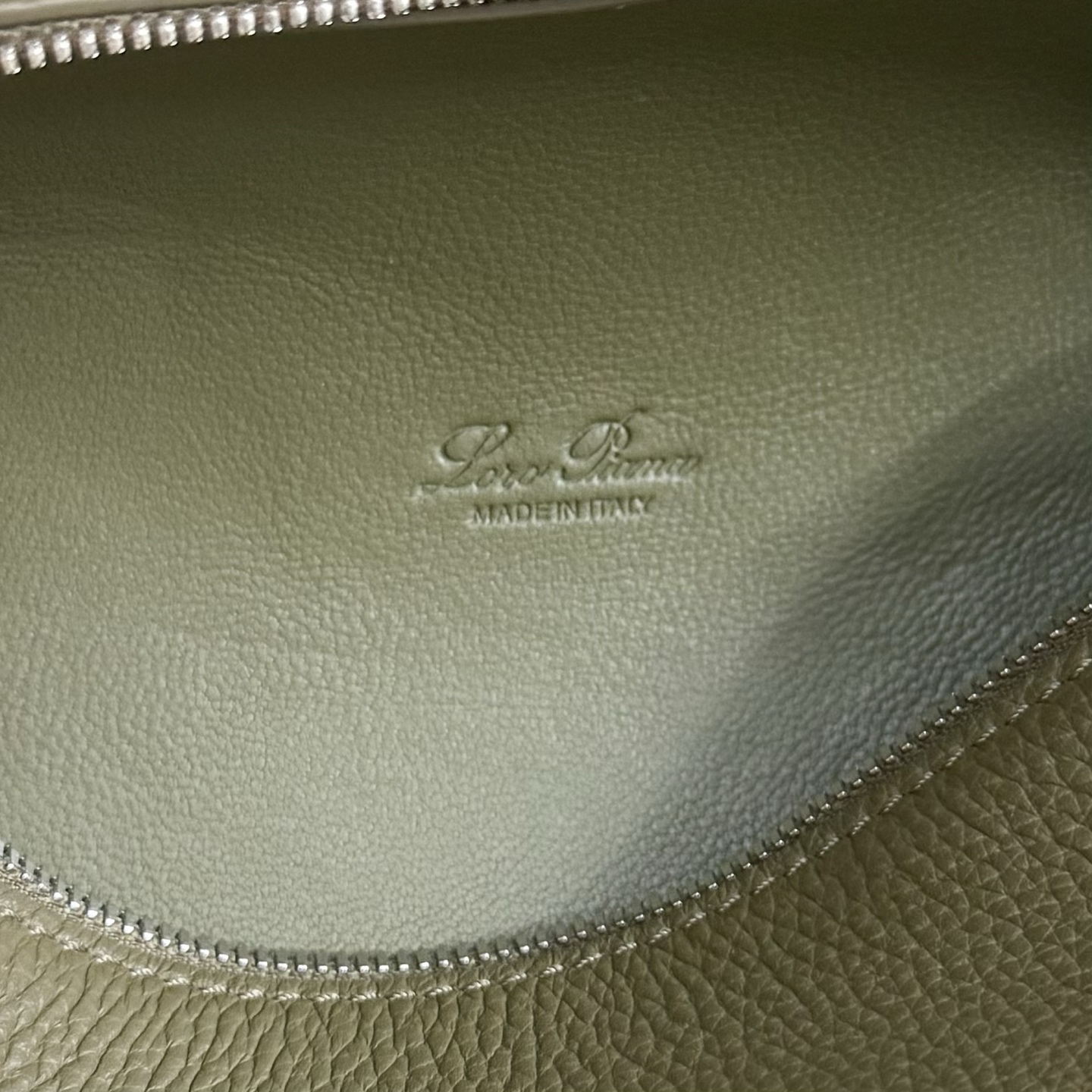 Loro Piana Extra Pocket L19 Ostrich Leather Color Whisper green