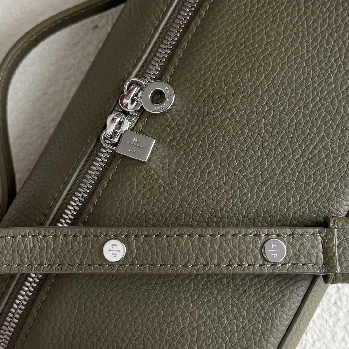 Loro Piana Extra Pocket L19 Ostrich Leather Color Whisper green