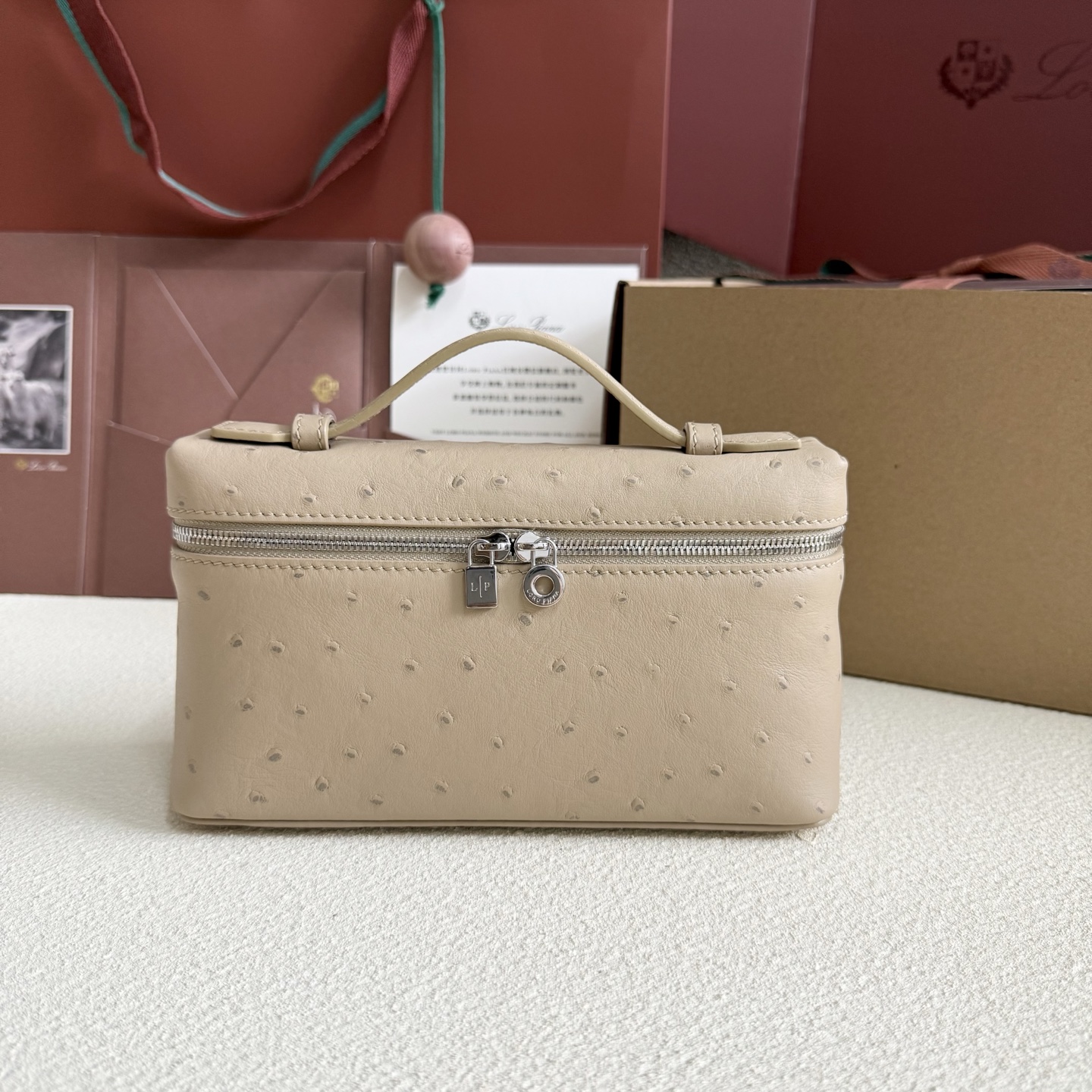 Loro Piana Extra Pocket L19 Ostrich Leather Color Whisper beige
