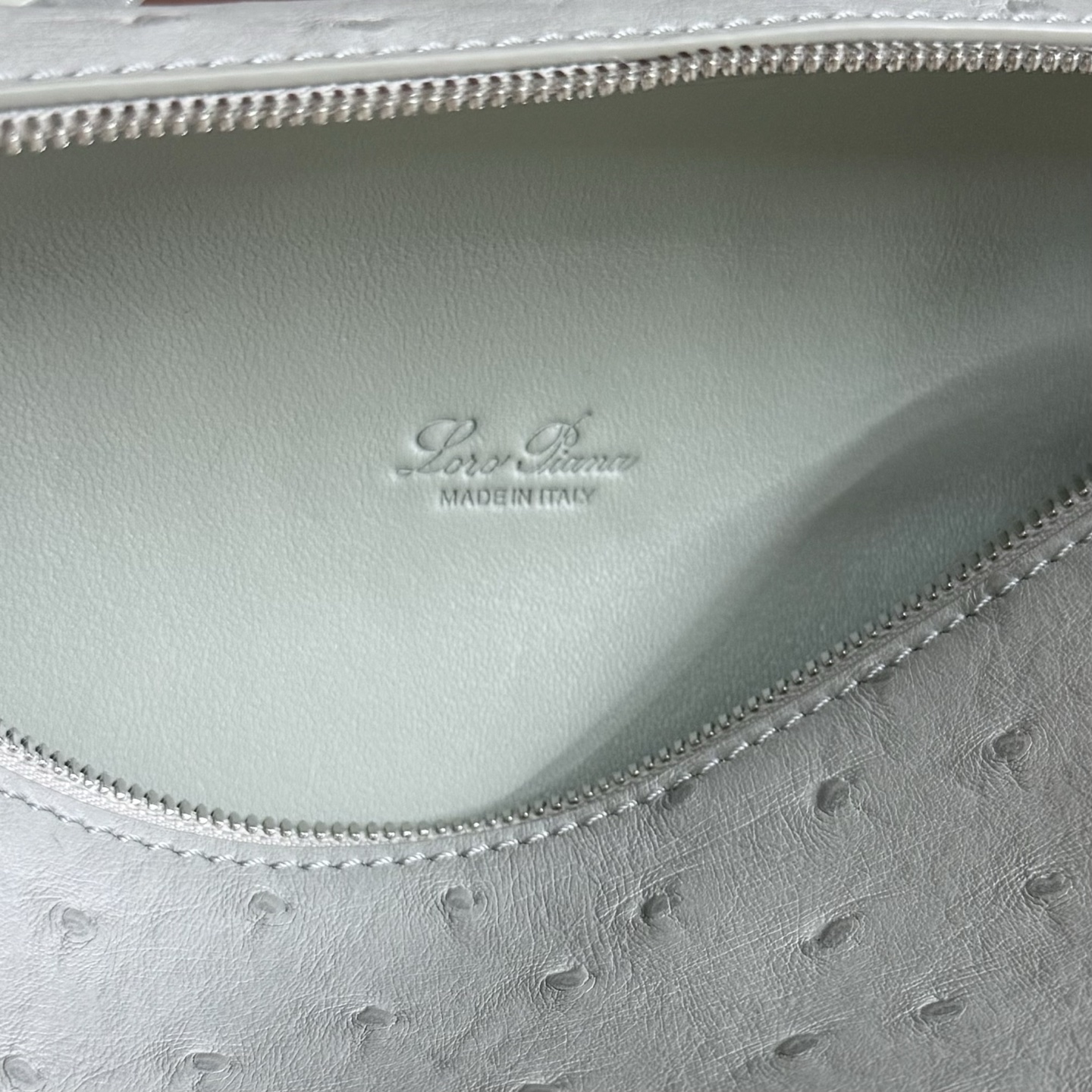 Loro Piana Extra Pocket L19 Ostrich Leather Color Whisper gray