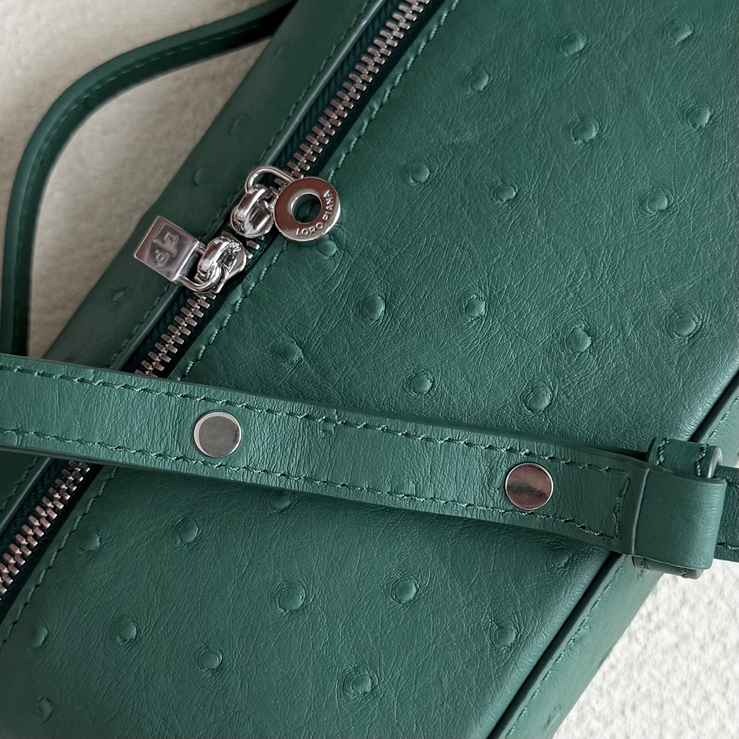 Loro Piana Extra Pocket L19 Ostrich Leather Color Whisper green