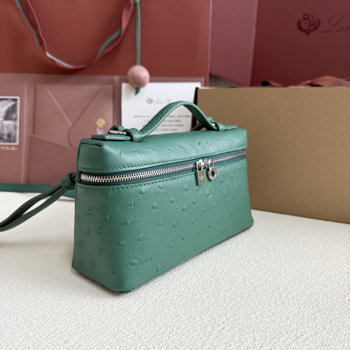 Loro Piana Extra Pocket L19 Ostrich Leather Color Whisper green