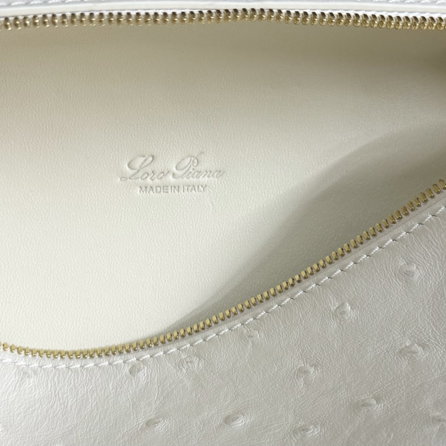 Loro Piana Extra Pocket L19 Ostrich Leather Color Whisper White