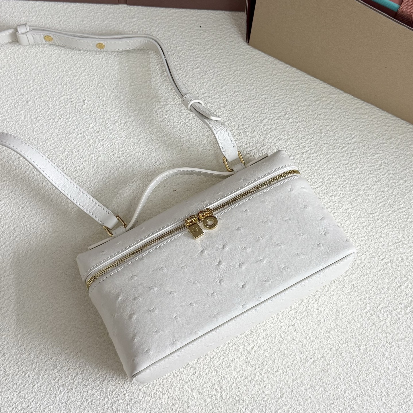 Loro Piana Extra Pocket L19 Ostrich Leather Color Whisper White