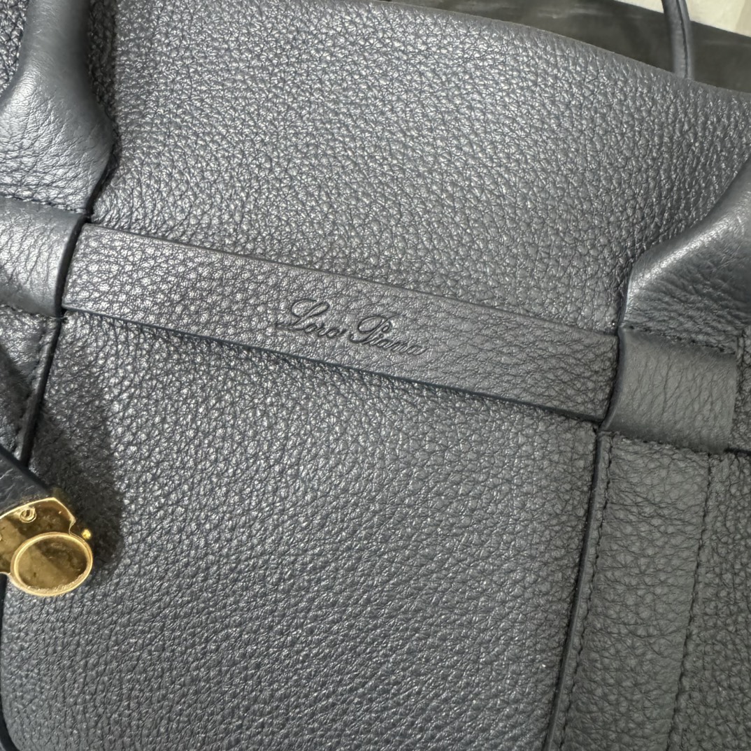 Loro Piana Ghiera Shopper Large Calfskin Blue Navy/Sun Gold | Loro Pian