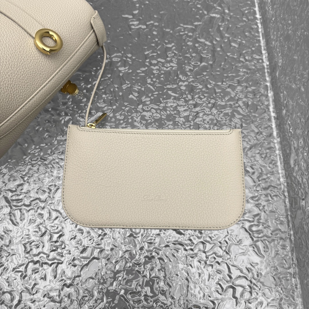 Loro Piana Ghiera calfskin-leather Shopper Bag | Neutral