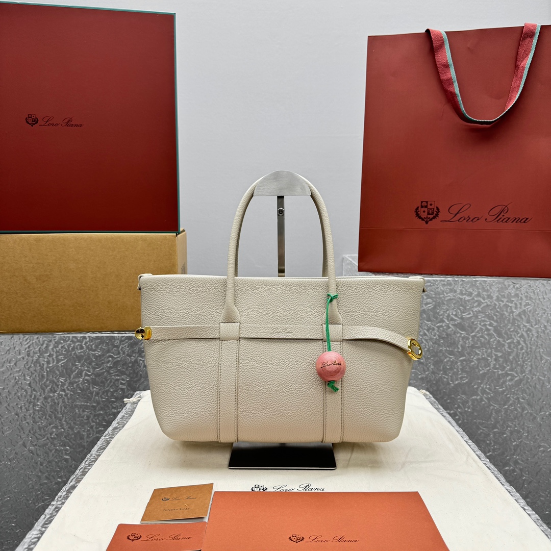 Loro Piana Ghiera calfskin-leather Shopper Bag | Neutral