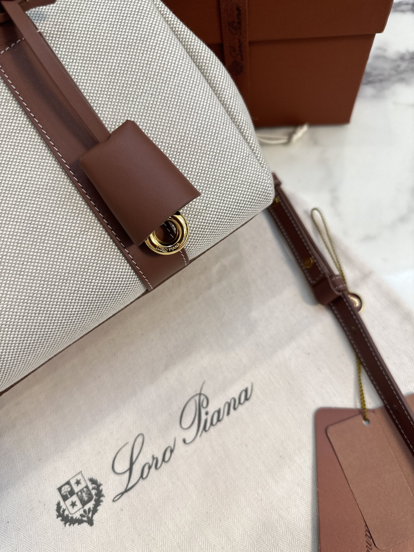 Loro Piana Loom bag L25 Cotton, Calfskin Nougat/Warm Tan/Sun Gold |