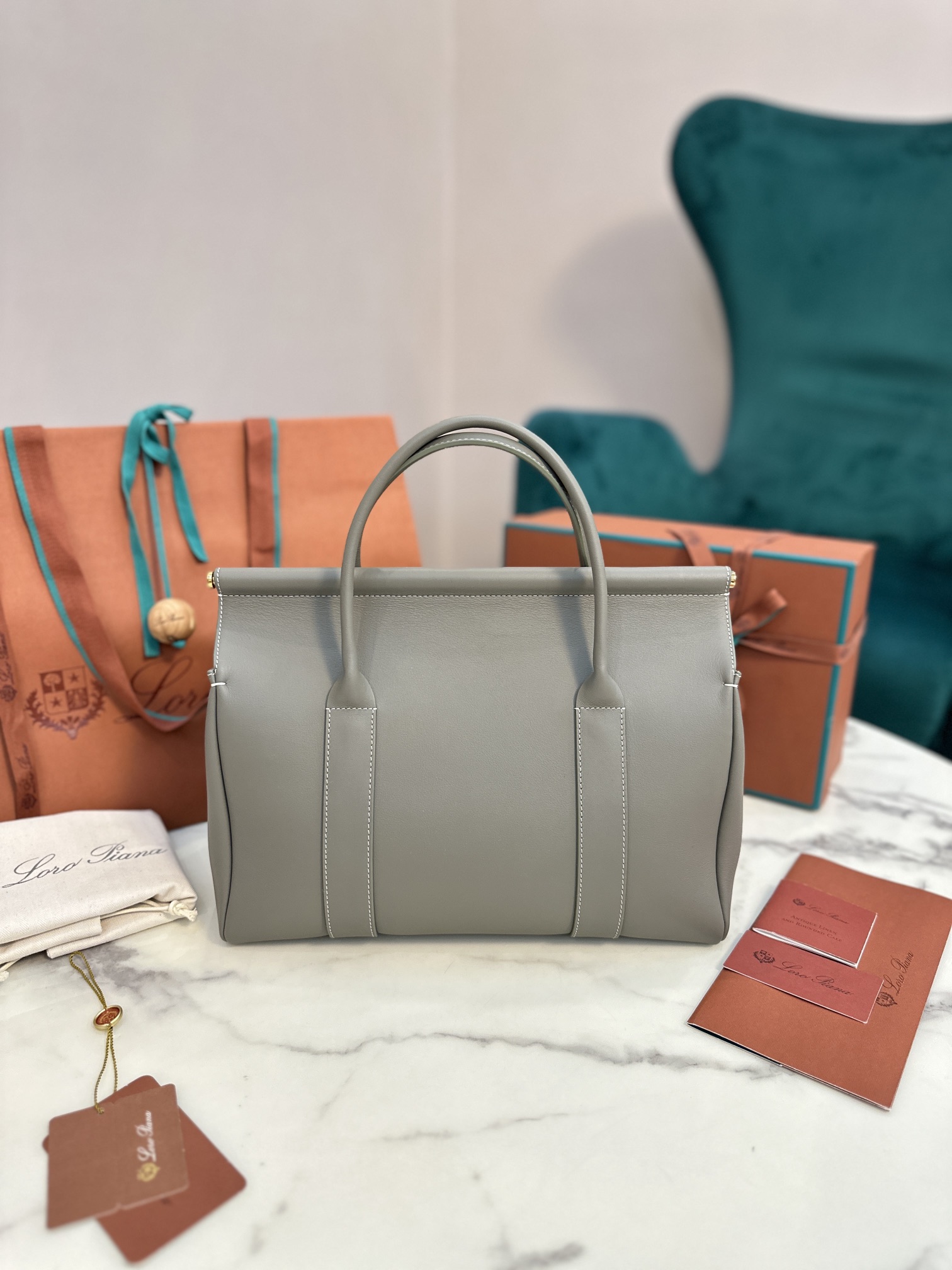 Loro Piana Loom bag L25 Calfskin Glory gray/Sun Gold | Loro Piana