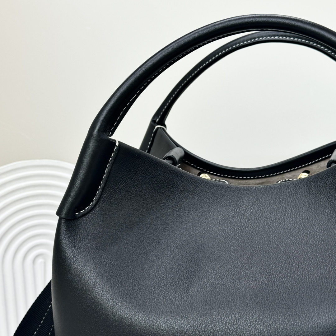Loro Piana Large Bale bag Smooth Calfskin Black | Loro Piana US
