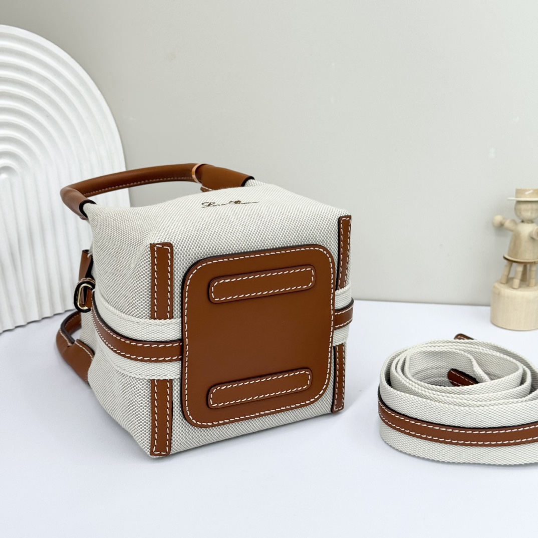 Loro Piana Micro Bale bag Cotton, Linen Natural/Warm Tan | Loro Piana