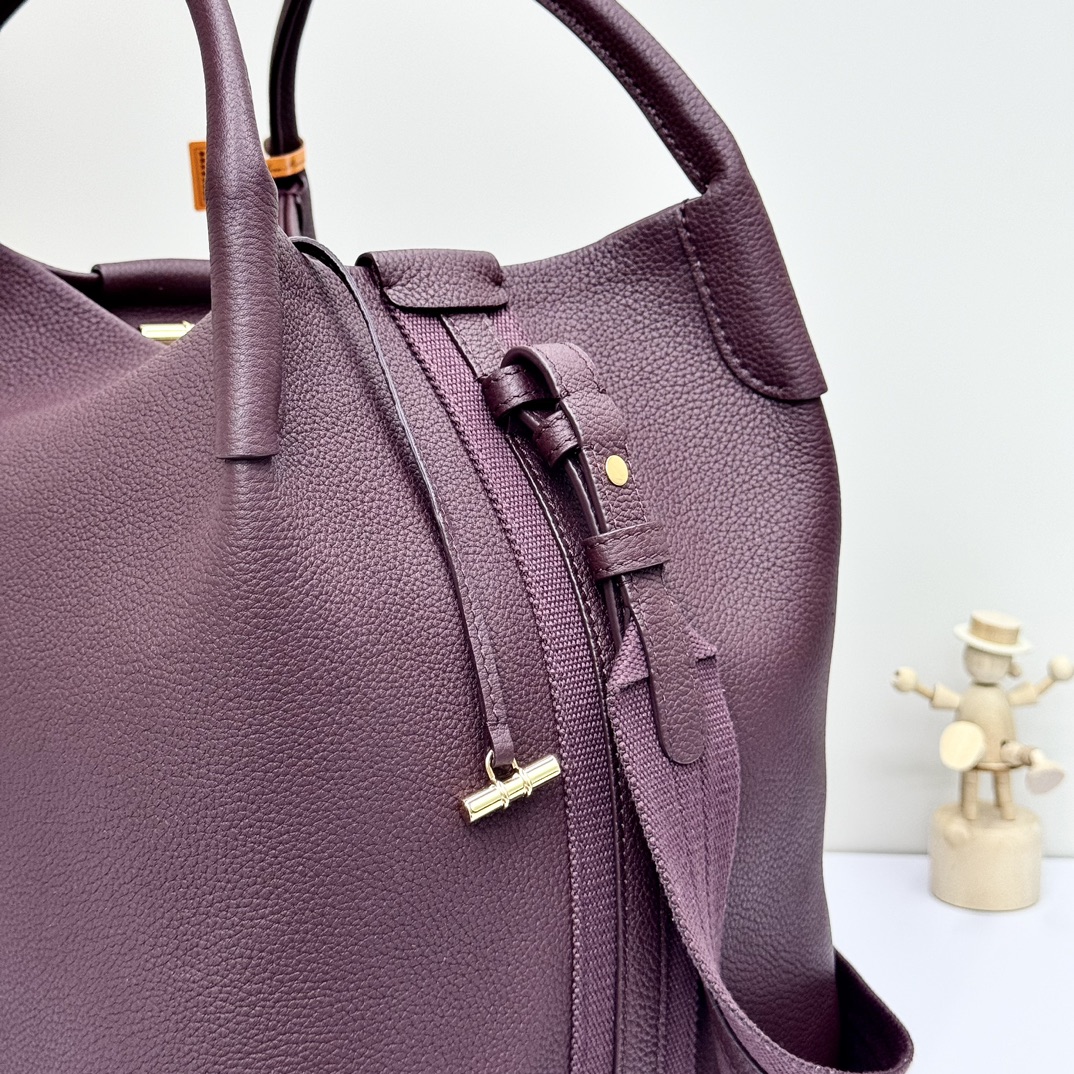 Loro Piana Bale Textured-Leather Tote - Burgundy |