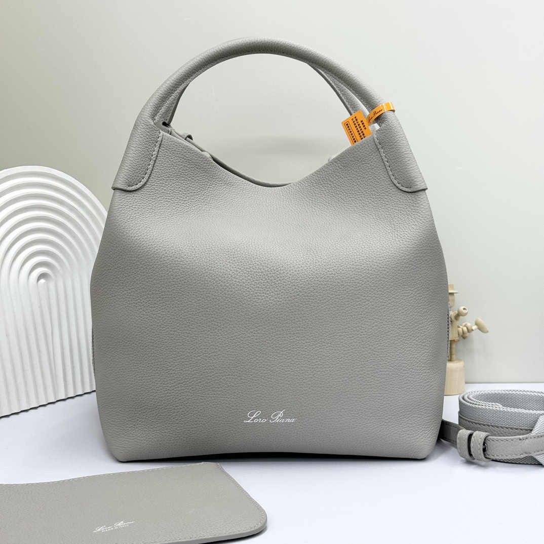 Loro Piana Large Bale bag Grained Calfskin Dust Stone gray | Loro Piana