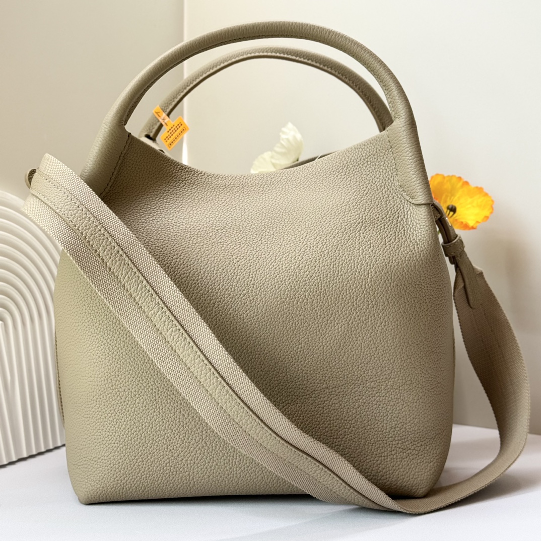 Loro Piana Large Bale bag Grained Calfskin Dust Stone |beige Loro Piana