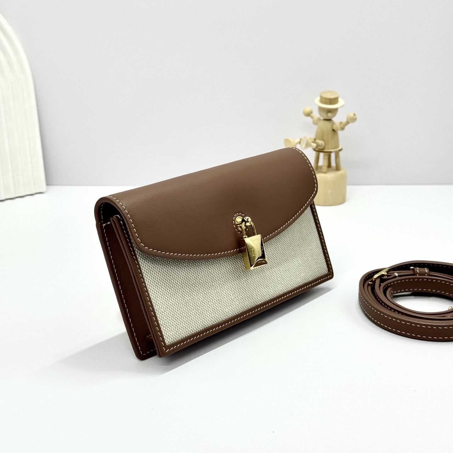 Loro Piana Extra Pochette Cotton, Linen Natural/Caramel Sugar/Sun Gold