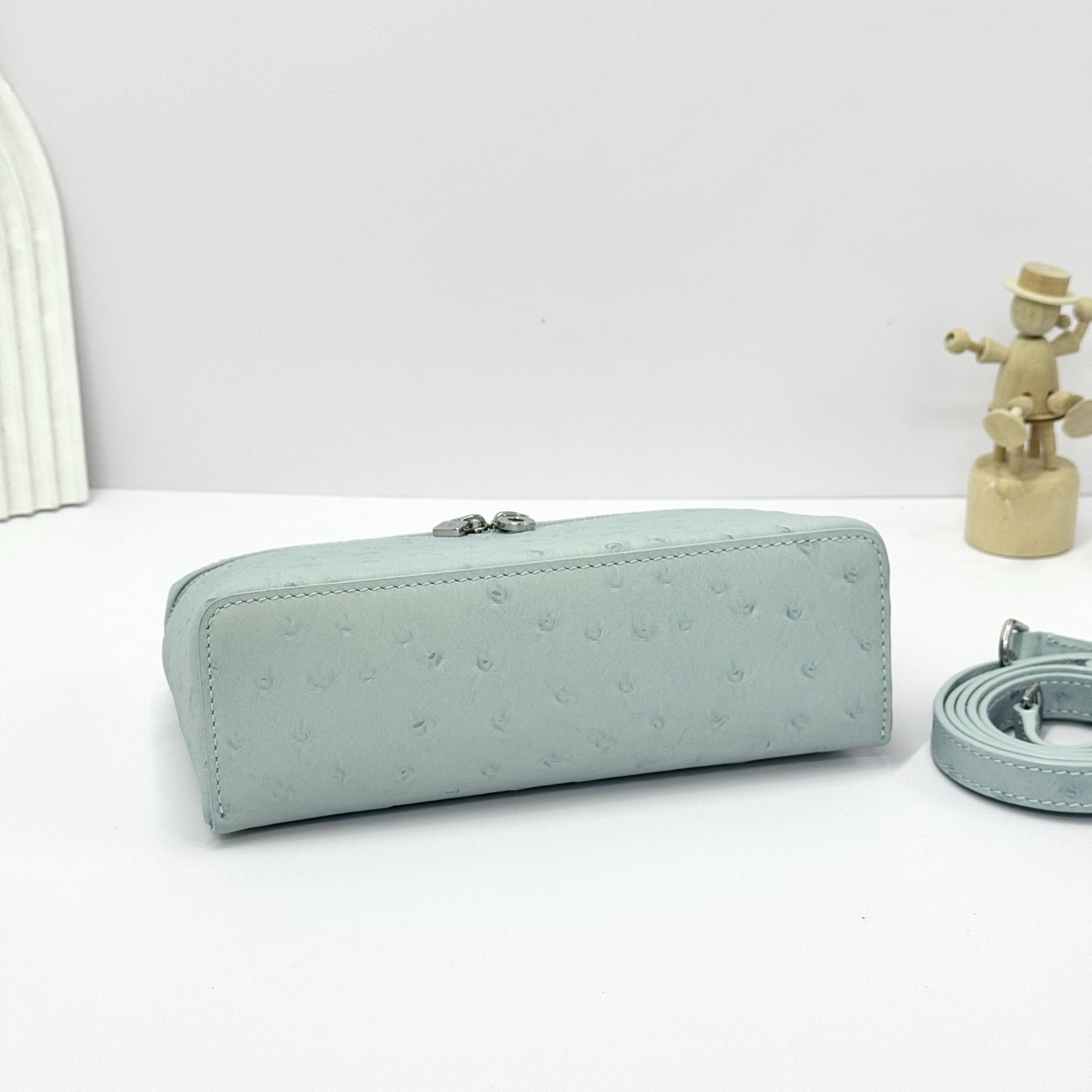 Loro Piana Extra Pocket L19 Pouch Minty Breeze Ostrich