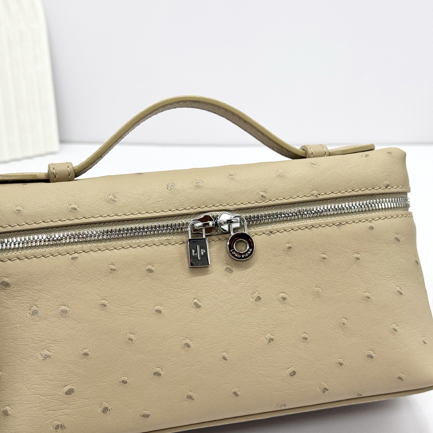 Loro Piana Extra Pocket L19 Pouch Beige Ostrich Gold