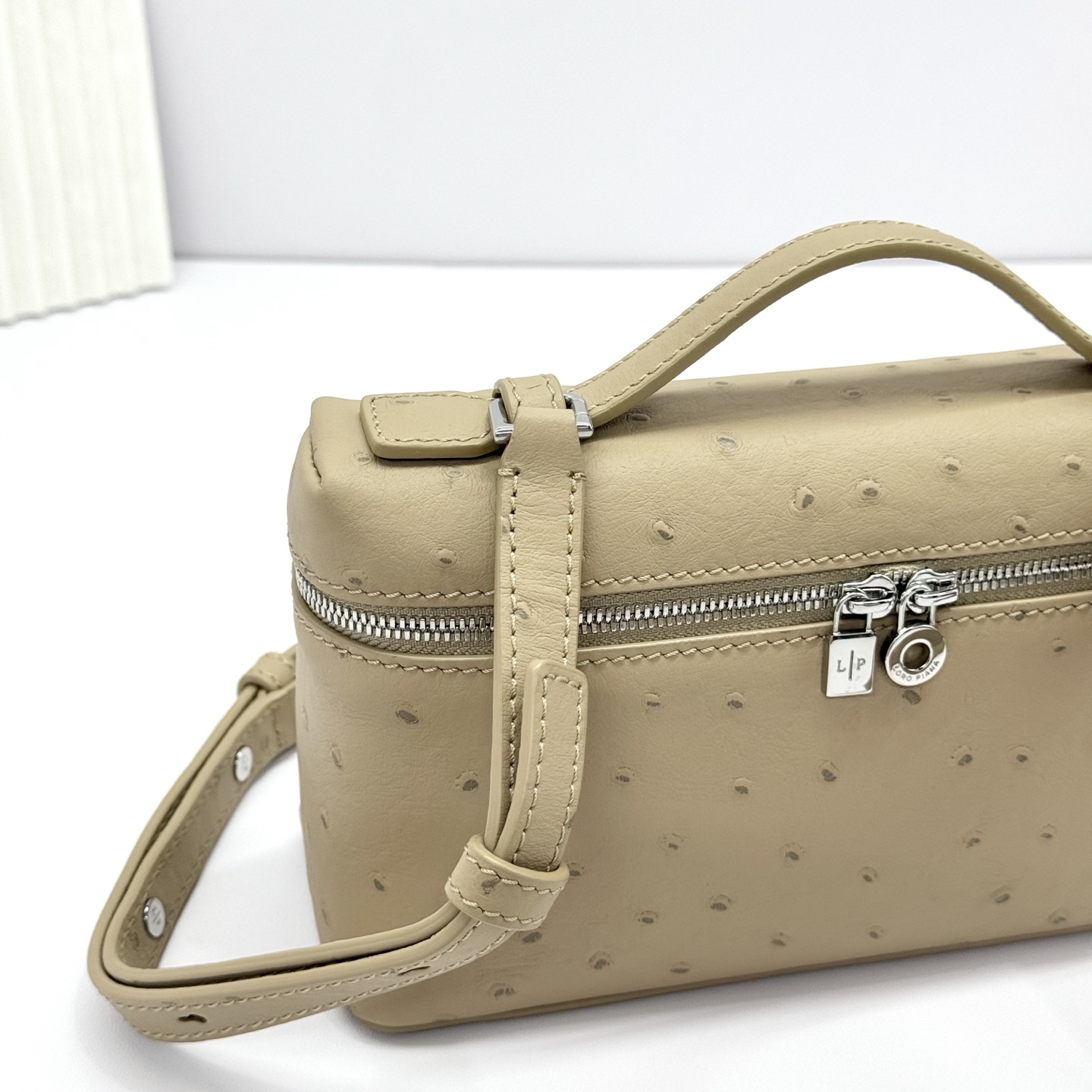 Loro Piana Extra Pocket L19 Pouch Beige Ostrich Gold